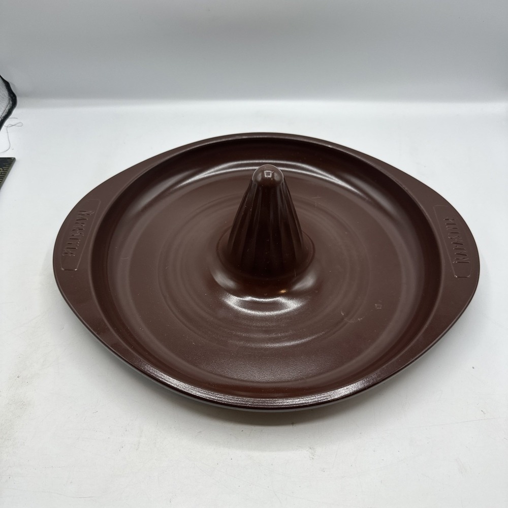 Napastyle Brown Metal Vertical Style Chicken Roasting Pan 12 Inch Round Nonstick